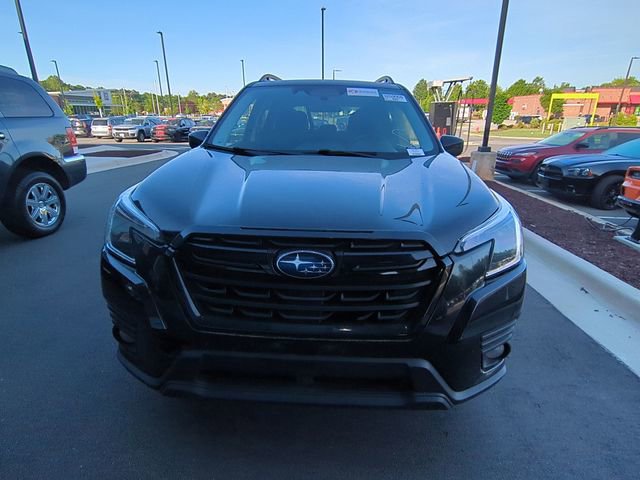 Used 2023 Subaru Forester Premium AWD/4WD image 4
