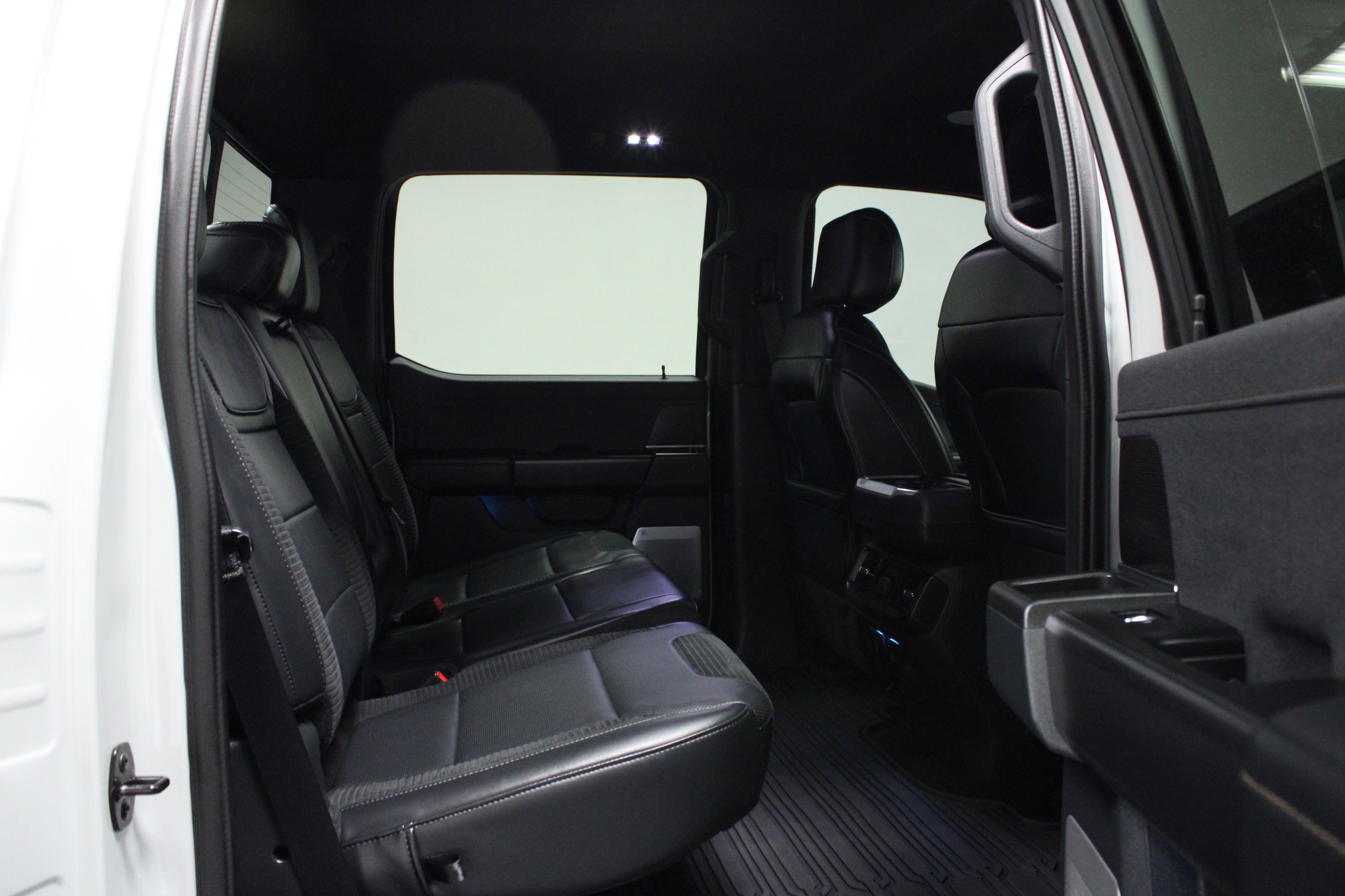 Used 2023 Ford F150 Raptor w/ Raptor Carbon Fiber Package image 15