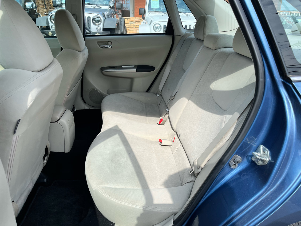 Used 2010 Subaru Impreza 2.5i Premium image 14