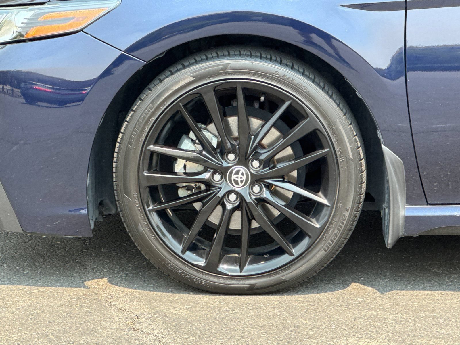 Used 2022 Toyota Camry XSE FWD image 23