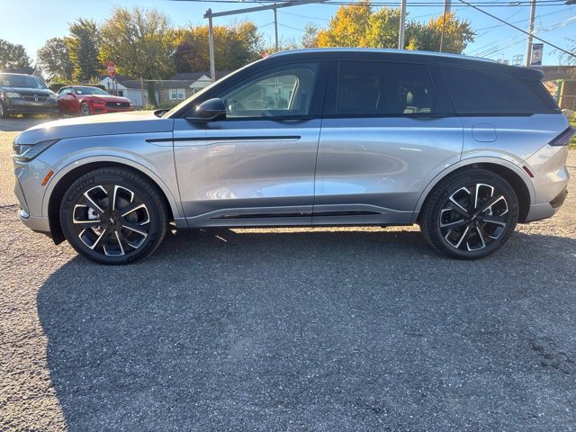 New 2026 Lincoln Nautilus Reserve AWD/4WD image 6