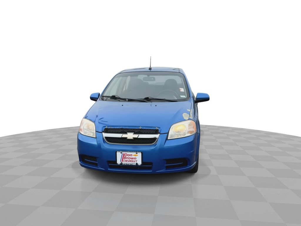 Used 2010 Chevrolet Aveo LT image 3
