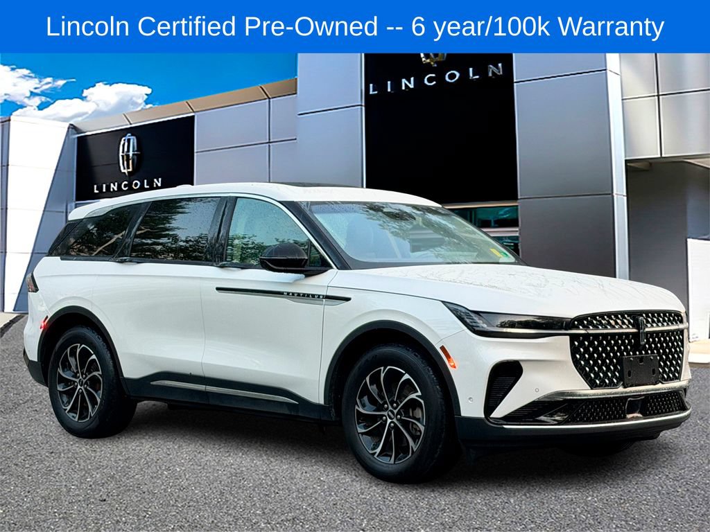 Used 2024 Lincoln Nautilus Premier w/ Equipment Group 102A AWD/4WD image 1