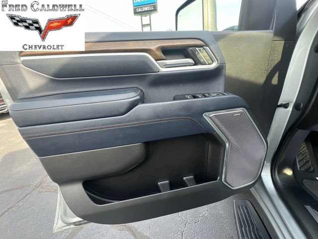 Used 2024 Chevrolet Silverado 2500 High Country w/ Technology Package image 22