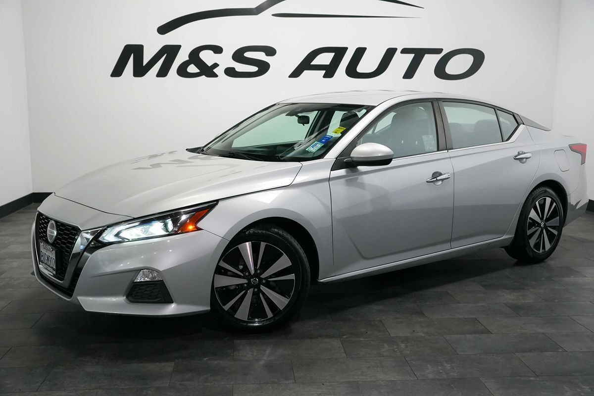 Used 2021 Nissan Altima 2.5 SV FWD image 2