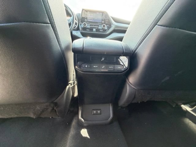 Used 2021 Toyota Highlander XSE AWD/4WD image 23