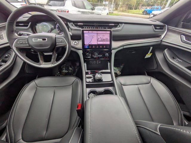 New 2025 Jeep Grand Cherokee L Limited w/ Black Appearance Package image 13