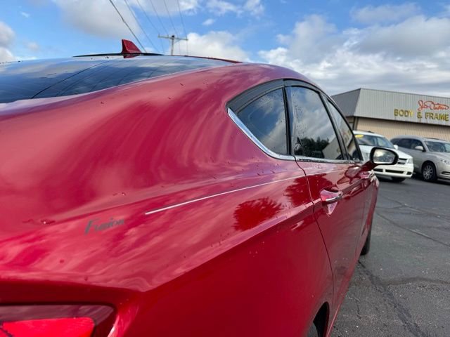 Used 2020 Ford Fusion SEL image 10