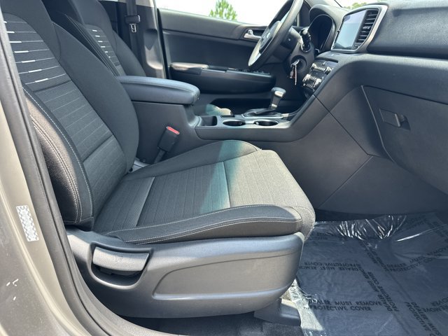 Used 2020 Kia Sportage LX w/ LX Popular Package FWD image 16