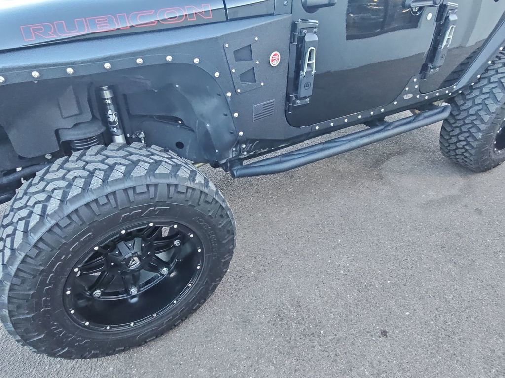 Used 2017 Jeep Wrangler Unlimited Rubicon image 21