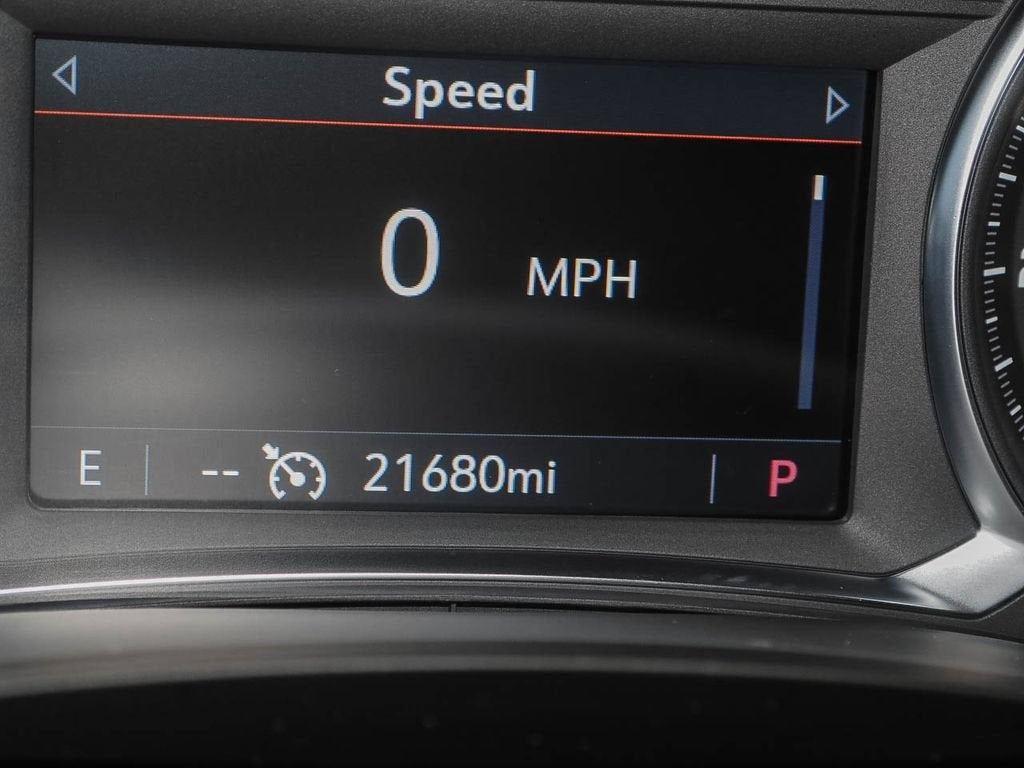 Certified 2023 Chevrolet Traverse LT FWD image 16