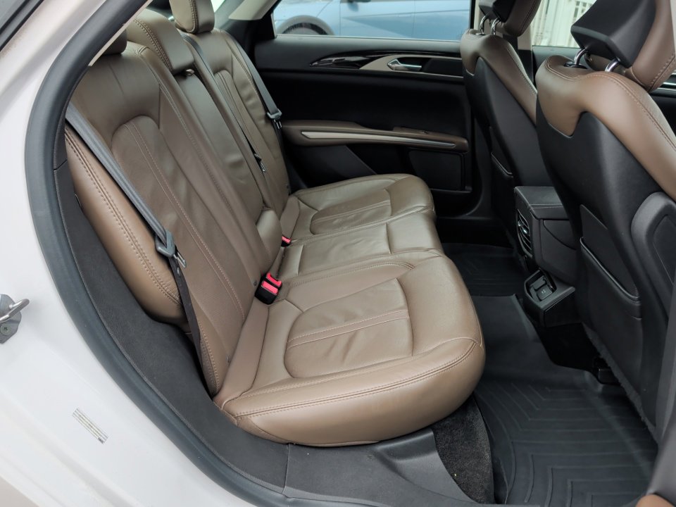 Used 2014 Lincoln MKZ Hybrid w/ Equipment Group 202A Reserve image 33