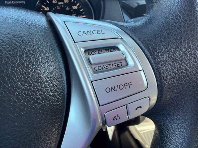 Used 2014 Nissan Rogue S FWD image 20