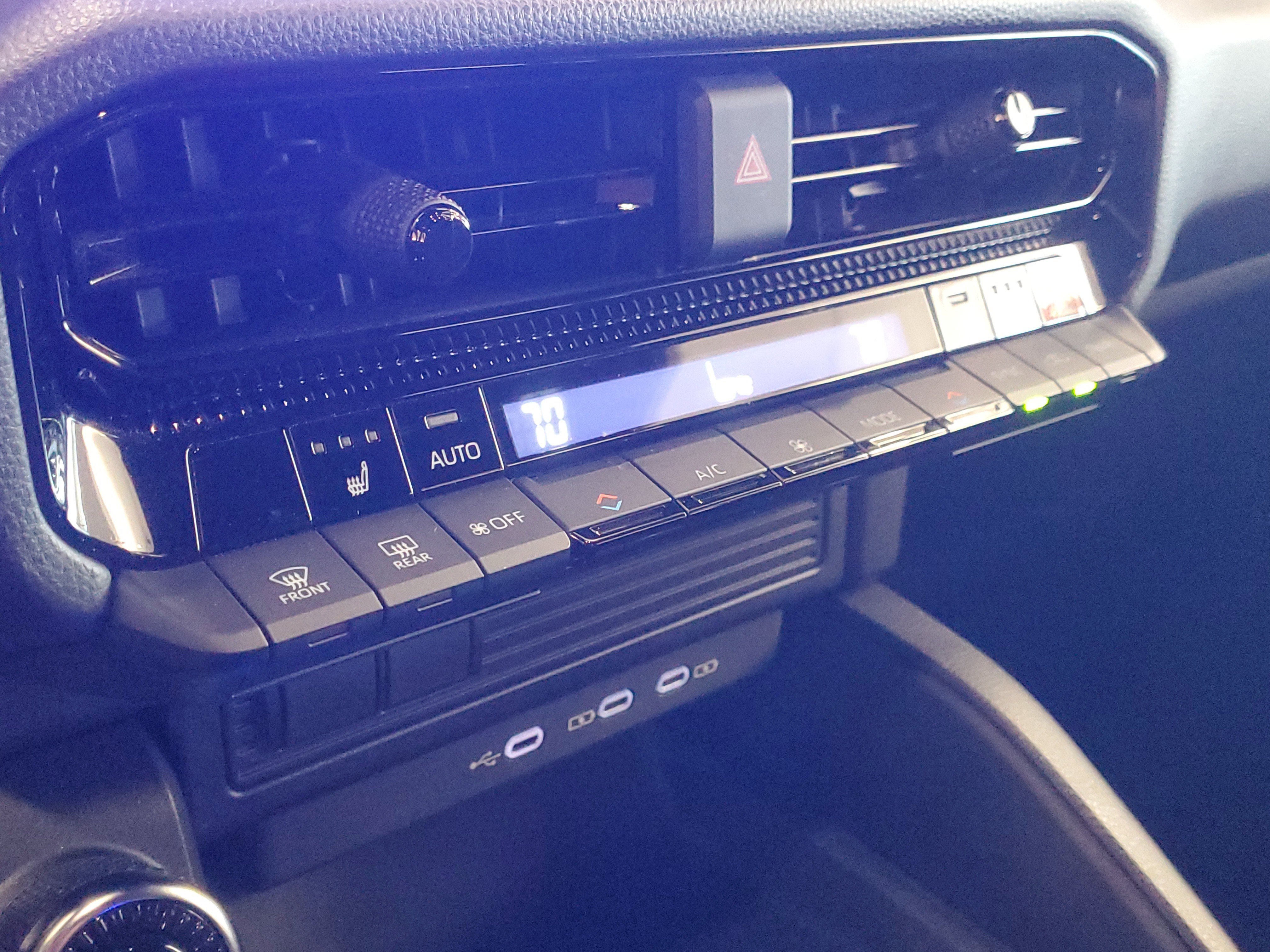 Certified 2025 Toyota Land Cruiser Base image 25