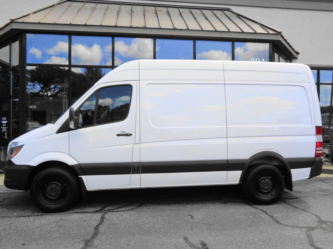 Used 2016 Mercedes-Benz Sprinter 2500 image 8