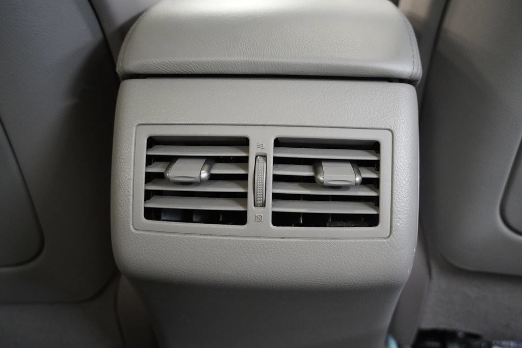 Used 2007 Toyota Camry V6 FWD image 26