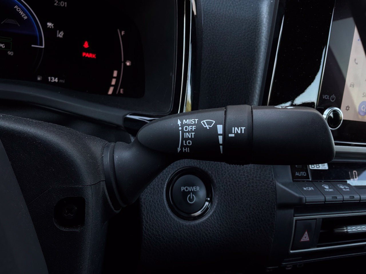 Used 2026 Toyota Camry SE FWD image 38
