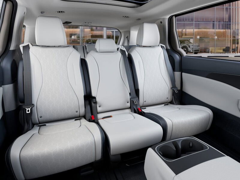 New 2026 Kia Carnival SX w/ SX Dark Edition Package image 17