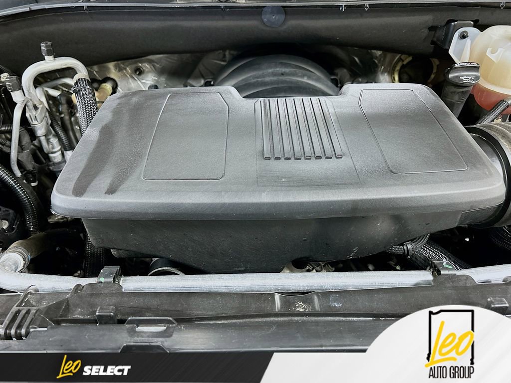 Used 2022 Chevrolet Tahoe Premier w/ Premium Package image 33