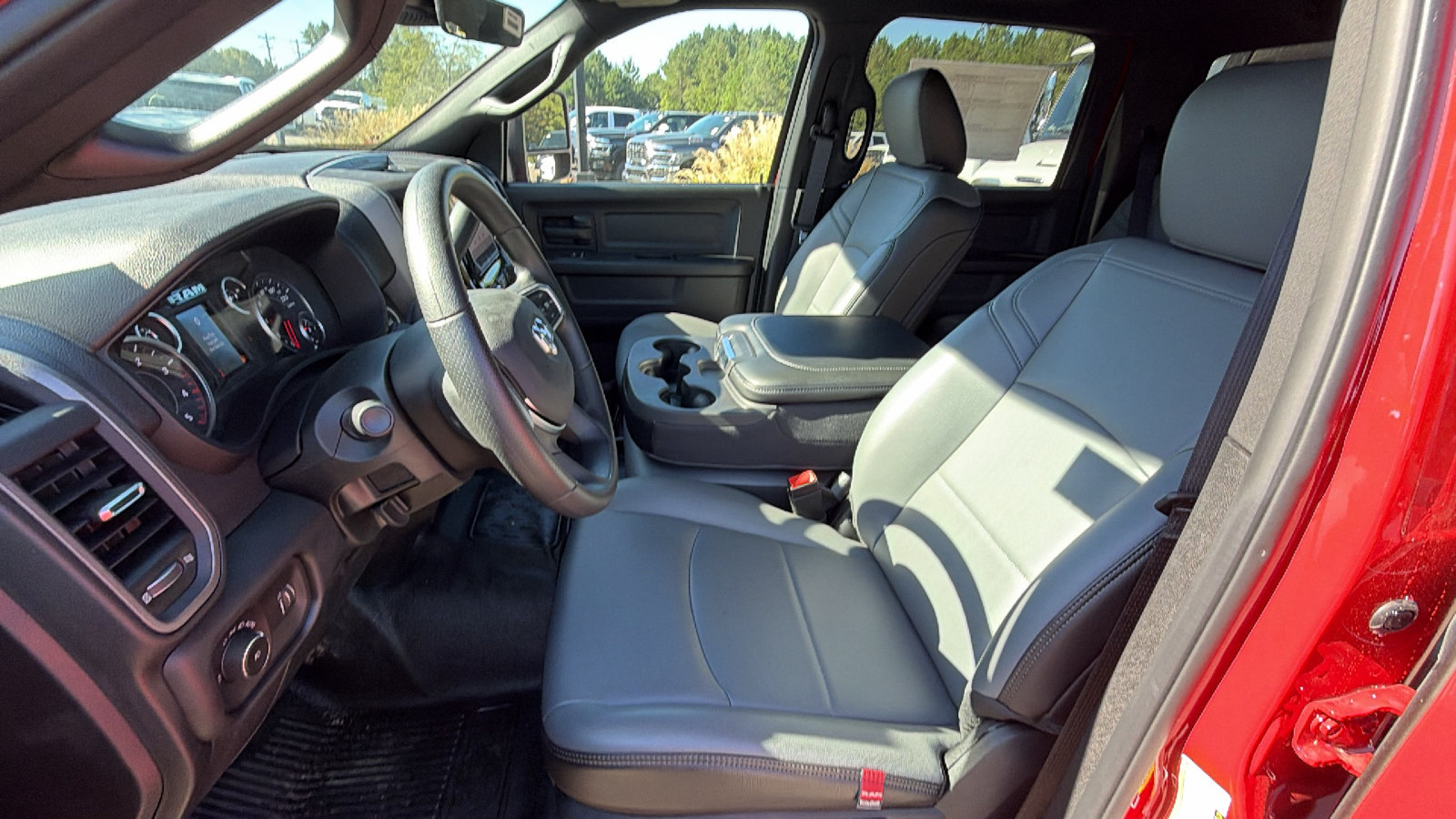 New 2026 RAM 5500 Tradesman w/ Chrome Appearance Group AWD/4WD image 17