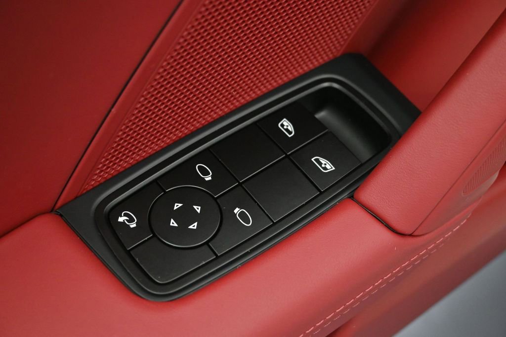 Certified 2026 Porsche 911 Carrera S RWD image 17