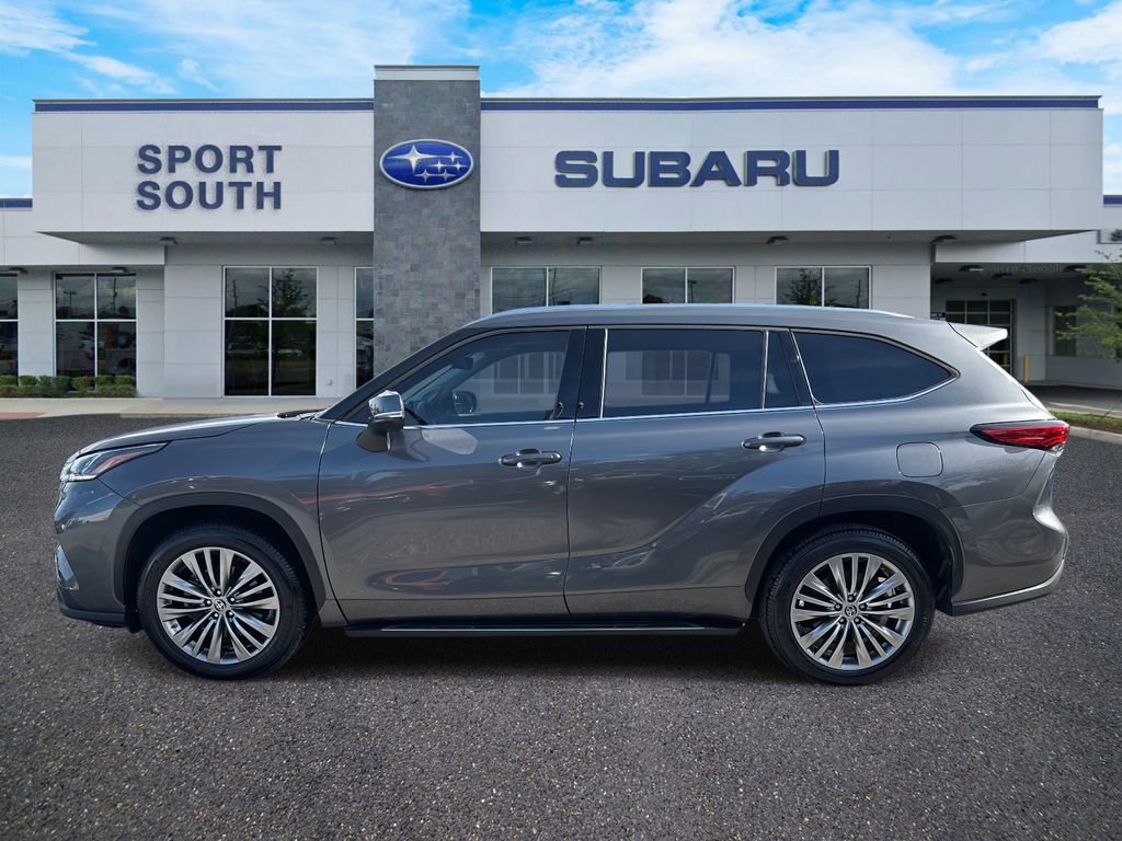 Used 2021 Toyota Highlander Platinum image 7