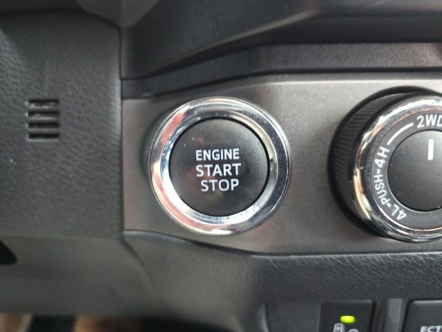 Used 2022 Toyota Tacoma TRD Sport w/ TRD Premium Sport Package AWD/4WD image 17