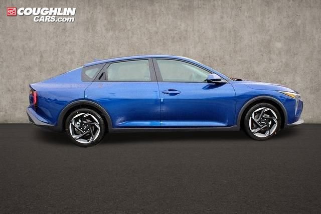 New 2025 Kia K4 EX image 6