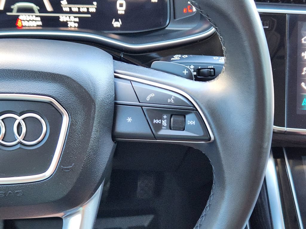 Used 2022 Audi Q8 Premium Plus AWD/4WD image 18
