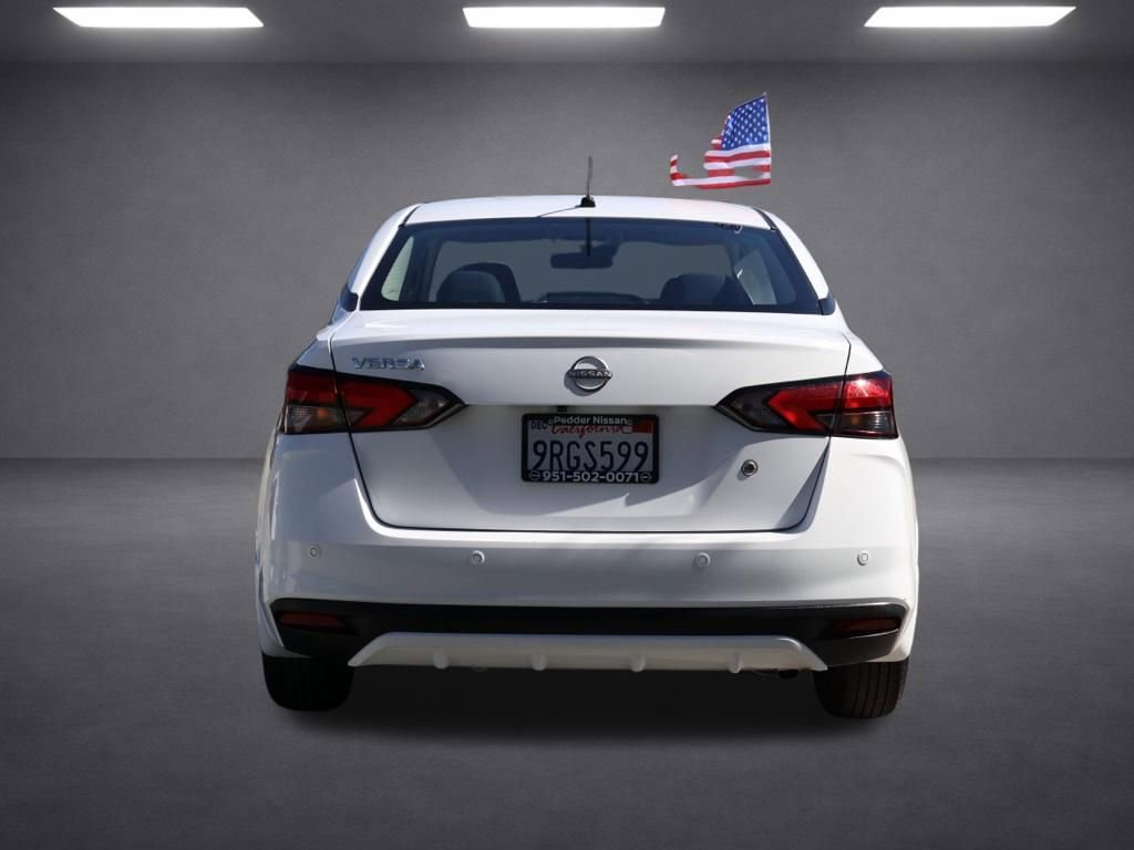 Used 2024 Nissan Versa S w/ Trunk Package image 5