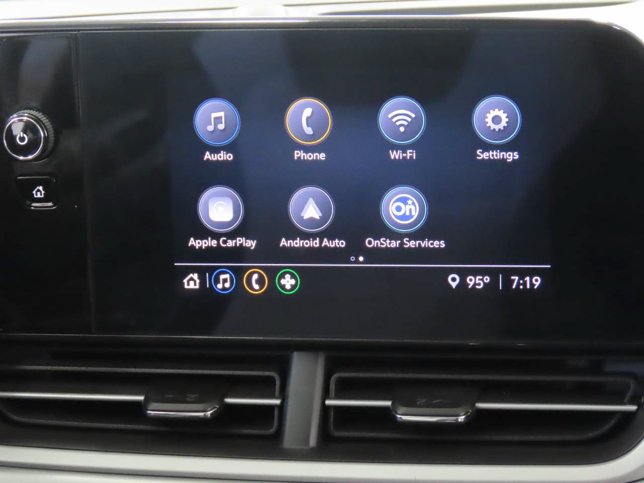 Used 2025 Chevrolet Trax LS FWD image 10