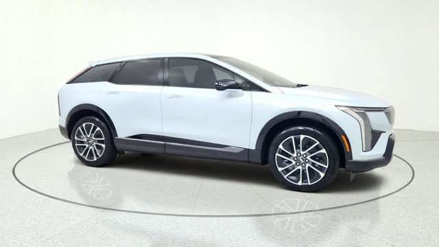 Used 2025 Cadillac Optiq Sport 1 AWD/4WD image 15