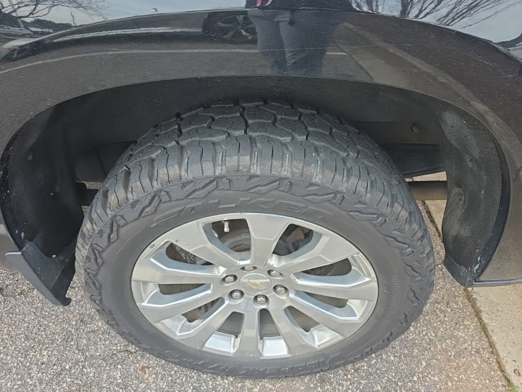 Used 2020 Chevrolet Silverado 1500 High Country image 6