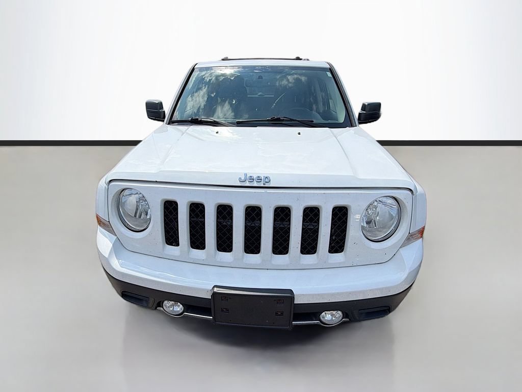 Used 2014 Jeep Patriot Limited w/ Sun/Sound Group AWD/4WD image 2