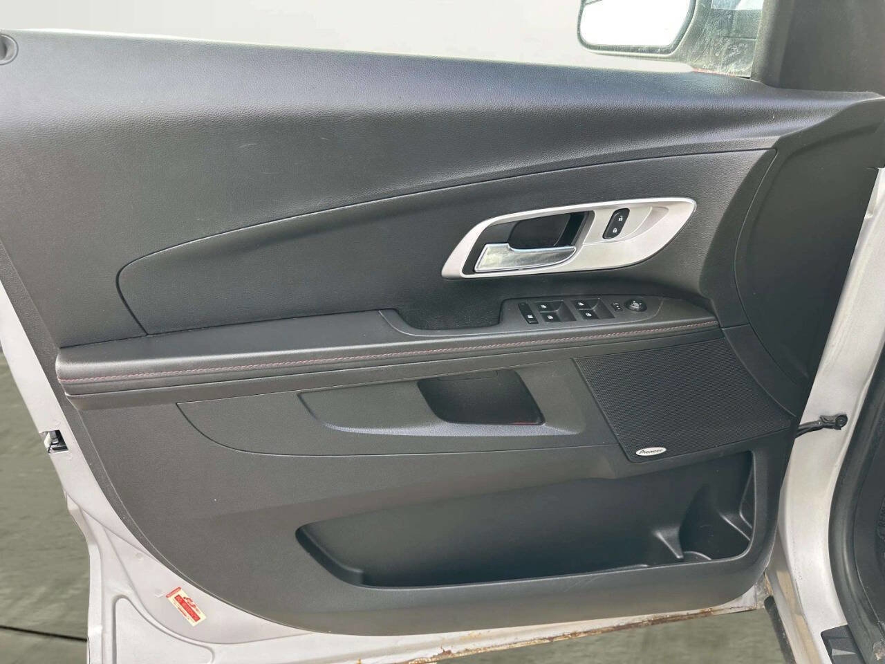 Used 2013 Chevrolet Equinox LTZ FWD image 12