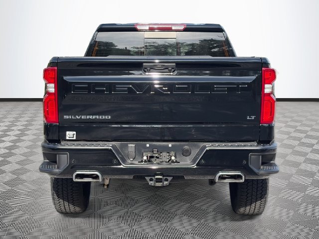 Used 2025 Chevrolet Silverado 1500 LT Trail Boss w/ Convenience Package II AWD/4WD image 5