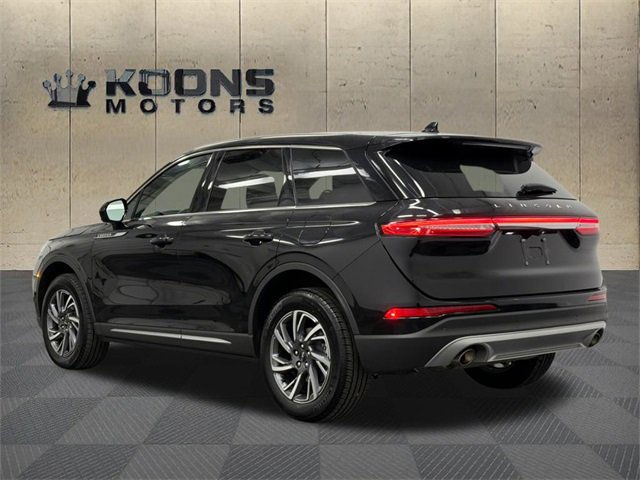 Used 2025 Lincoln Corsair AWD image 6