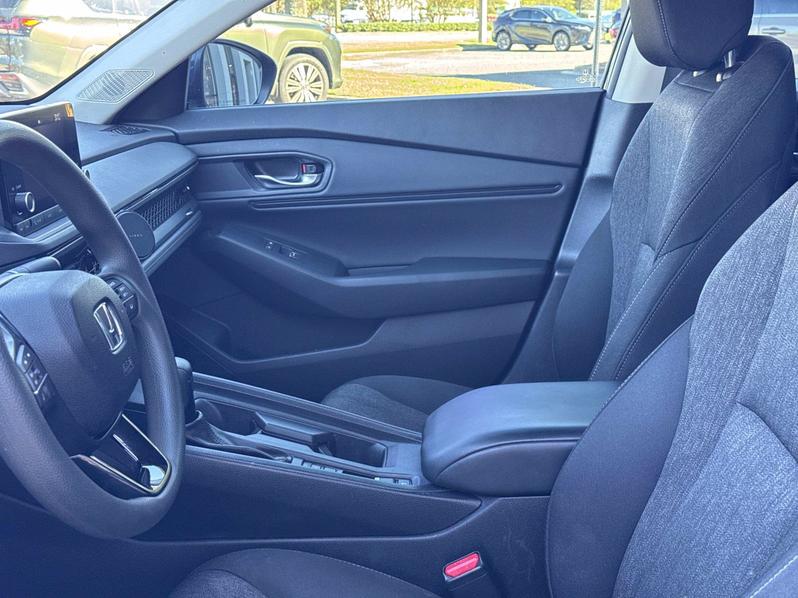 Used 2023 Honda Accord EX image 15