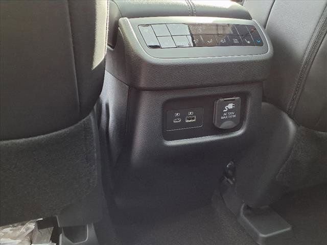 New 2025 Nissan Pathfinder Platinum w/ Cargo Package image 29