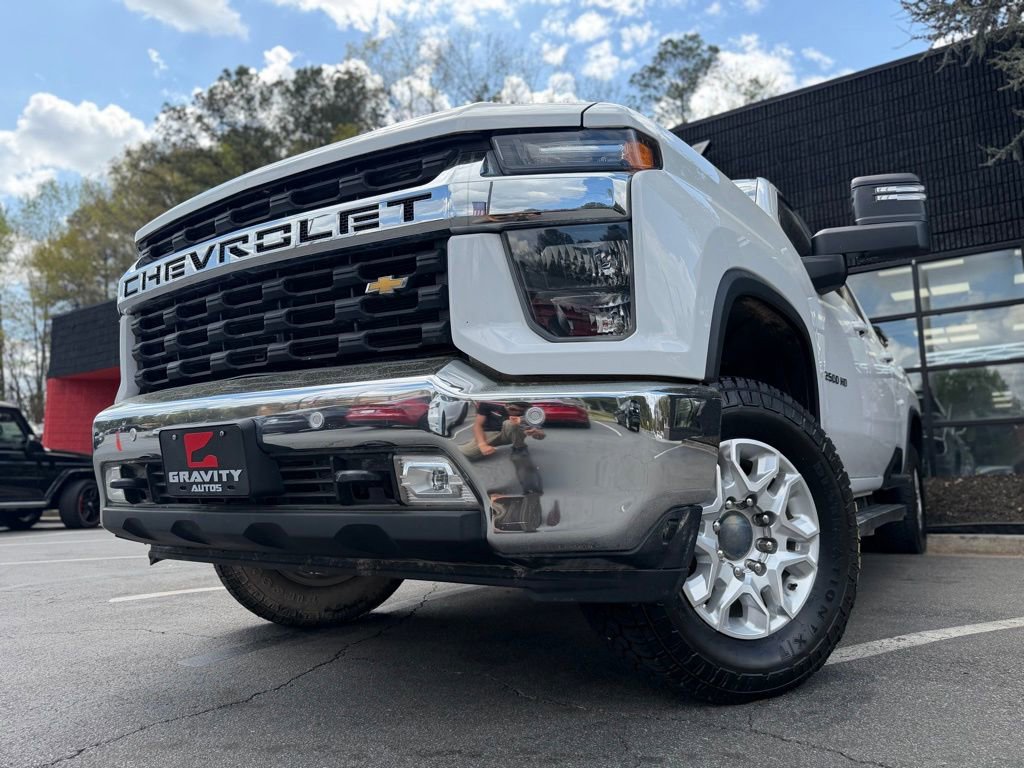 Used 2023 Chevrolet Silverado 2500 LT w/ Convenience Package AWD/4WD image 2