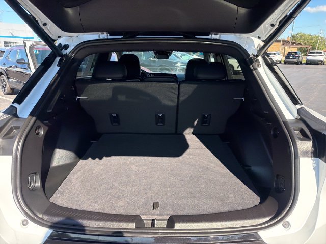 Certified 2024 Chevrolet Equinox EV LT FWD image 25