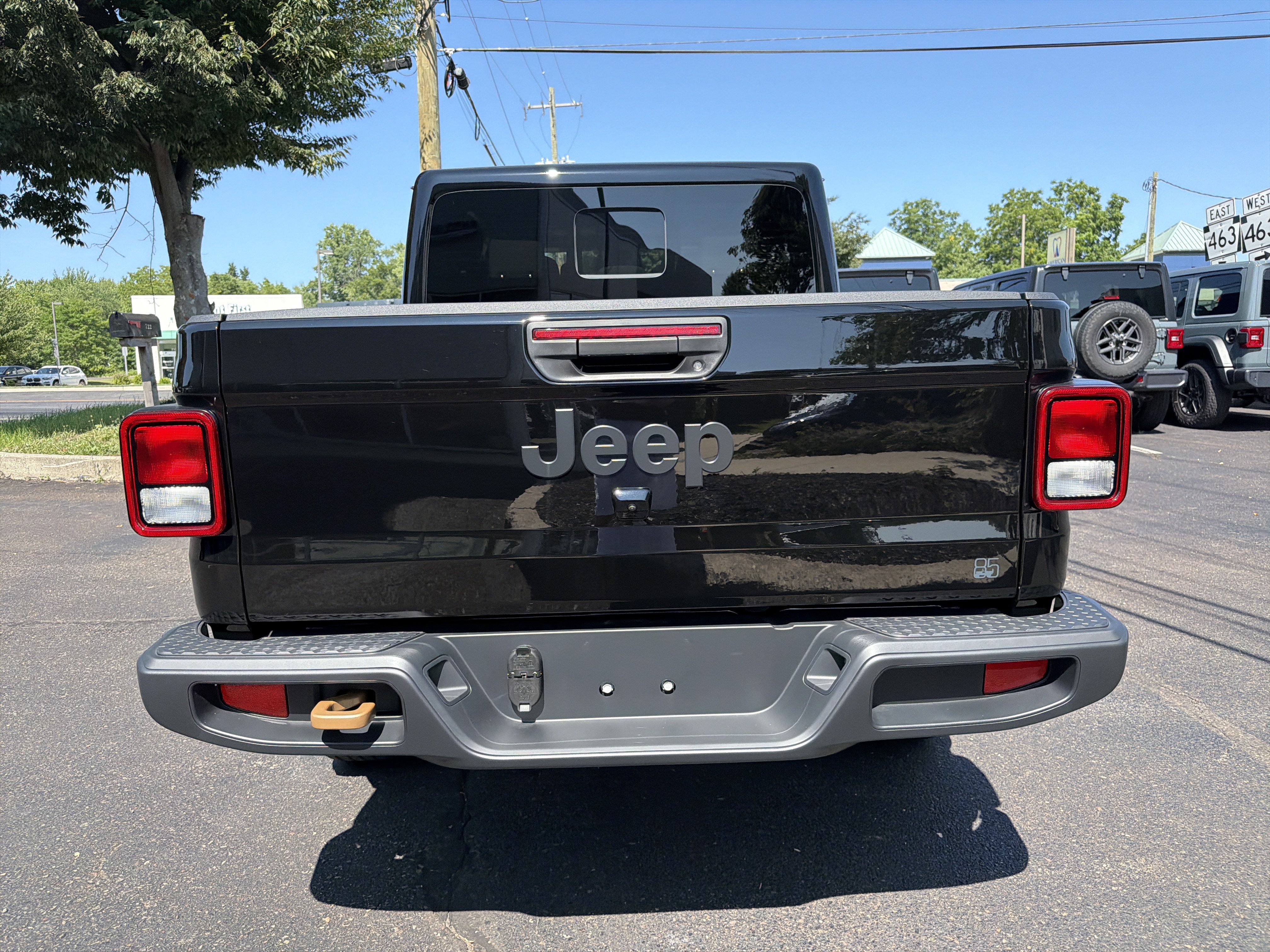Used 2026 Jeep Gladiator Sport AWD/4WD image 6