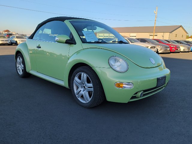 Used 2005 Volkswagen Beetle GLS FWD image 2