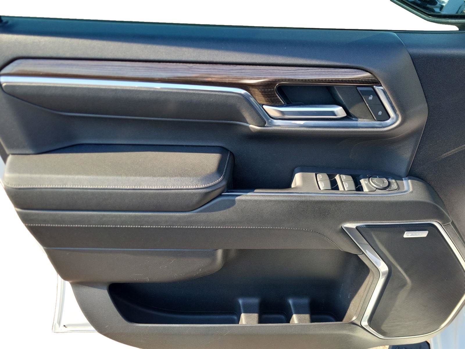 Used 2023 Chevrolet Silverado 1500 RST image 9