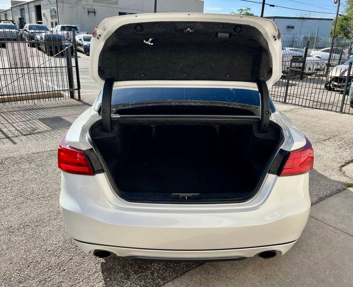 Used 2017 Nissan Maxima 3.5 S image 10