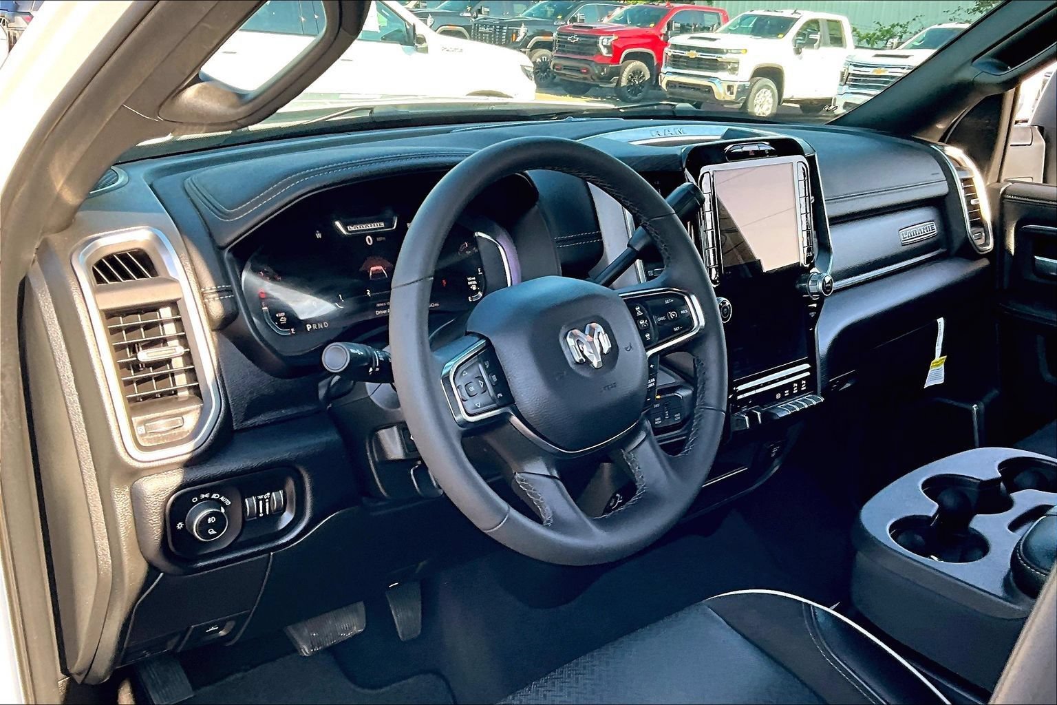 Used 2026 RAM 2500 Laramie AWD/4WD image 13