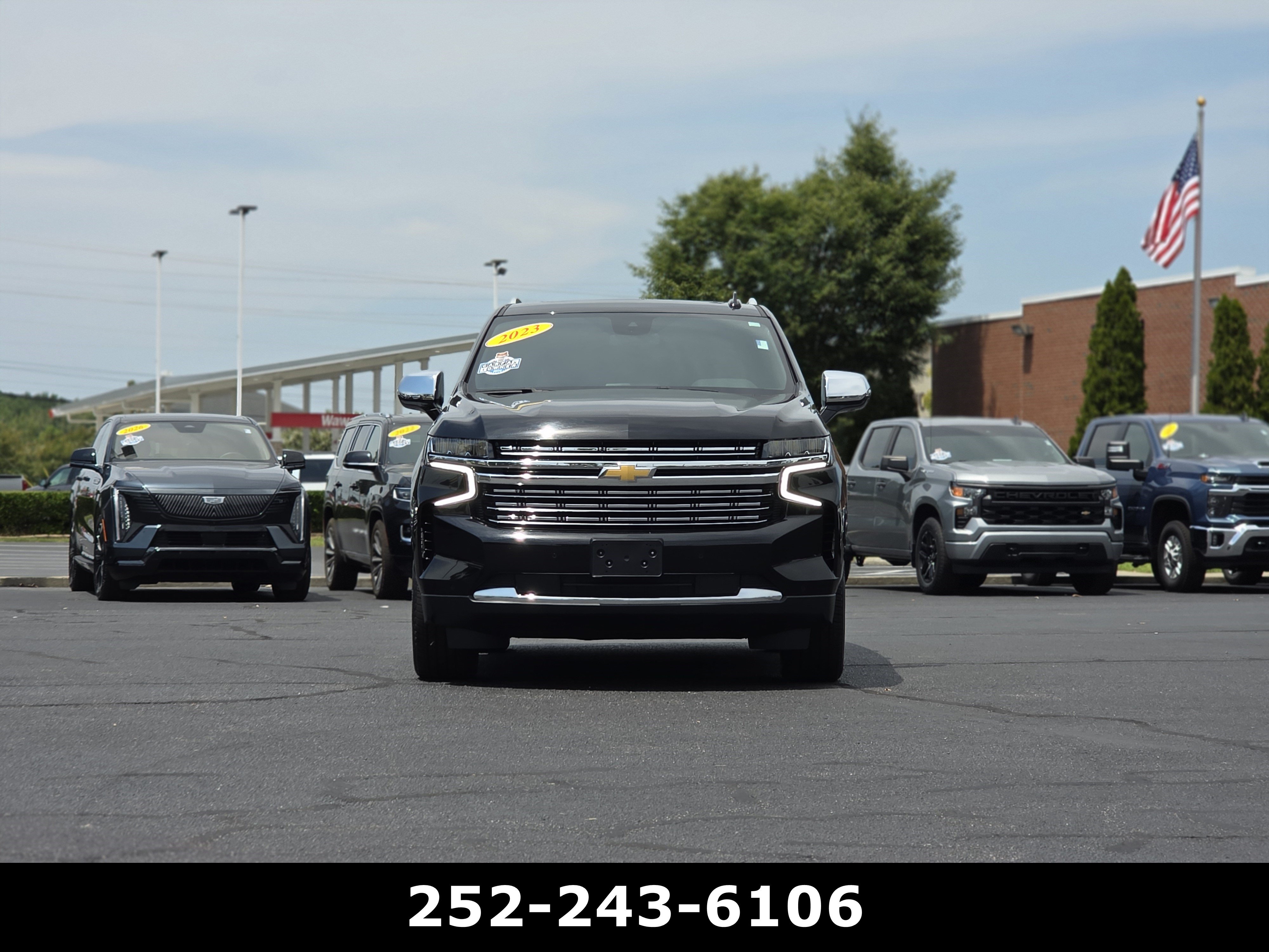 Used 2023 Chevrolet Tahoe Premier AWD/4WD image 2