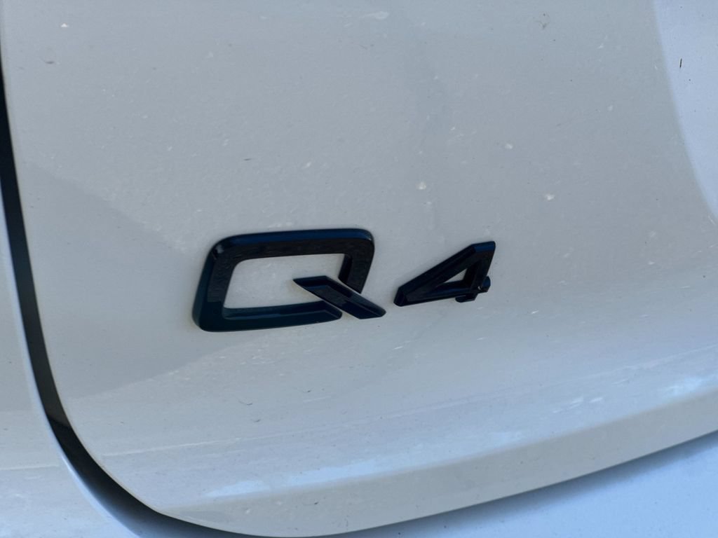 Used 2024 Audi Q4 e-tron Premium Plus w/ Premium Plus AWD/4WD image 38