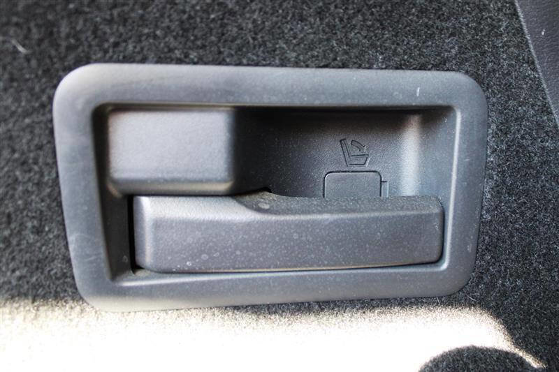 Used 2015 Nissan Murano SL w/ Cargo Package image 29