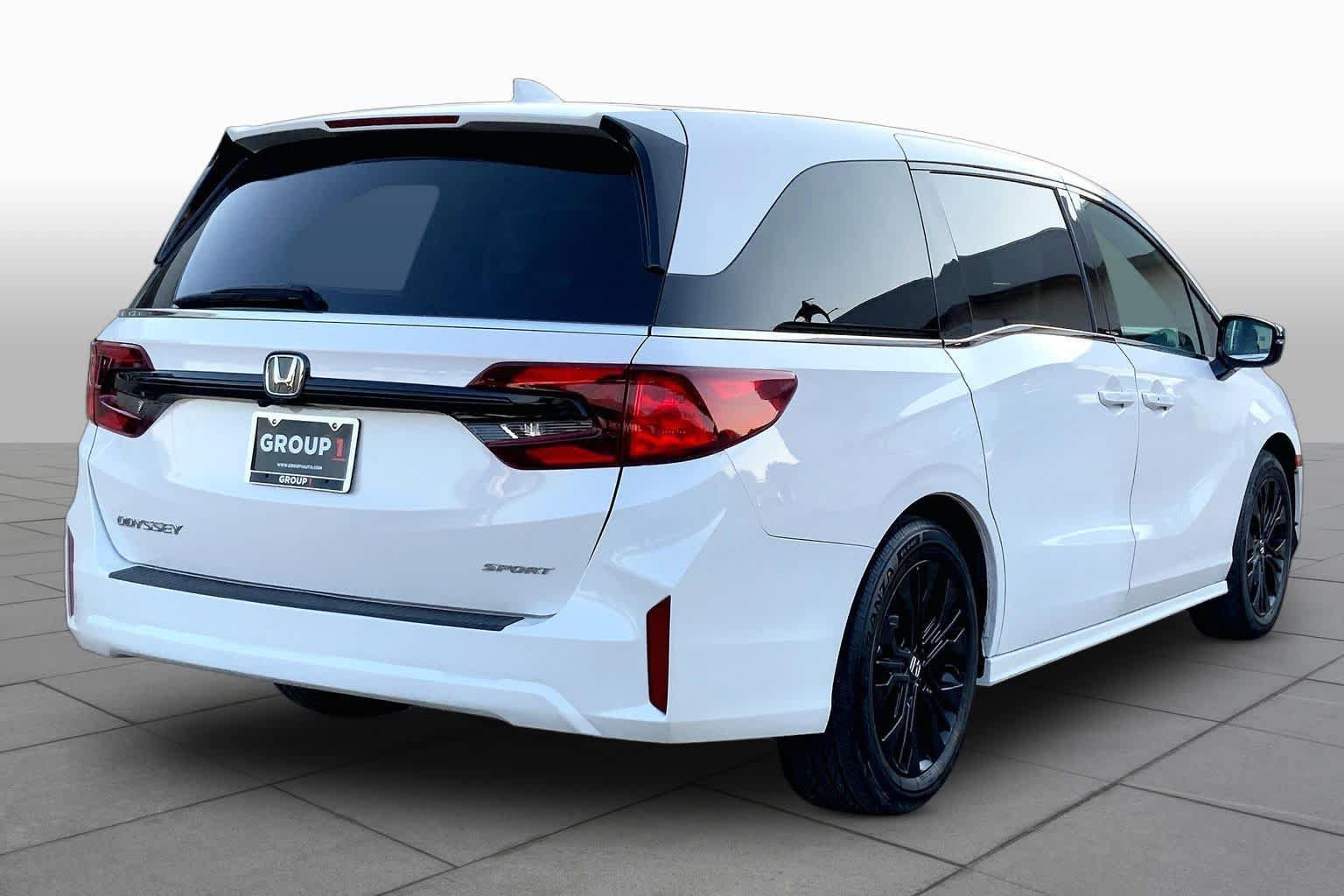 Used 2025 Honda Odyssey Sport-L image 13